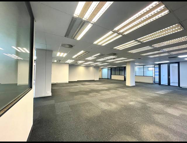 392M² OFFICE TO LET IN UMHLANGA RIDGE